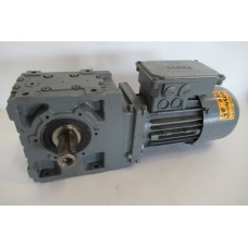 40,2 RPM 0,25 KW  50 Nm. Asmaat 2x 25 mm, brake. Used.